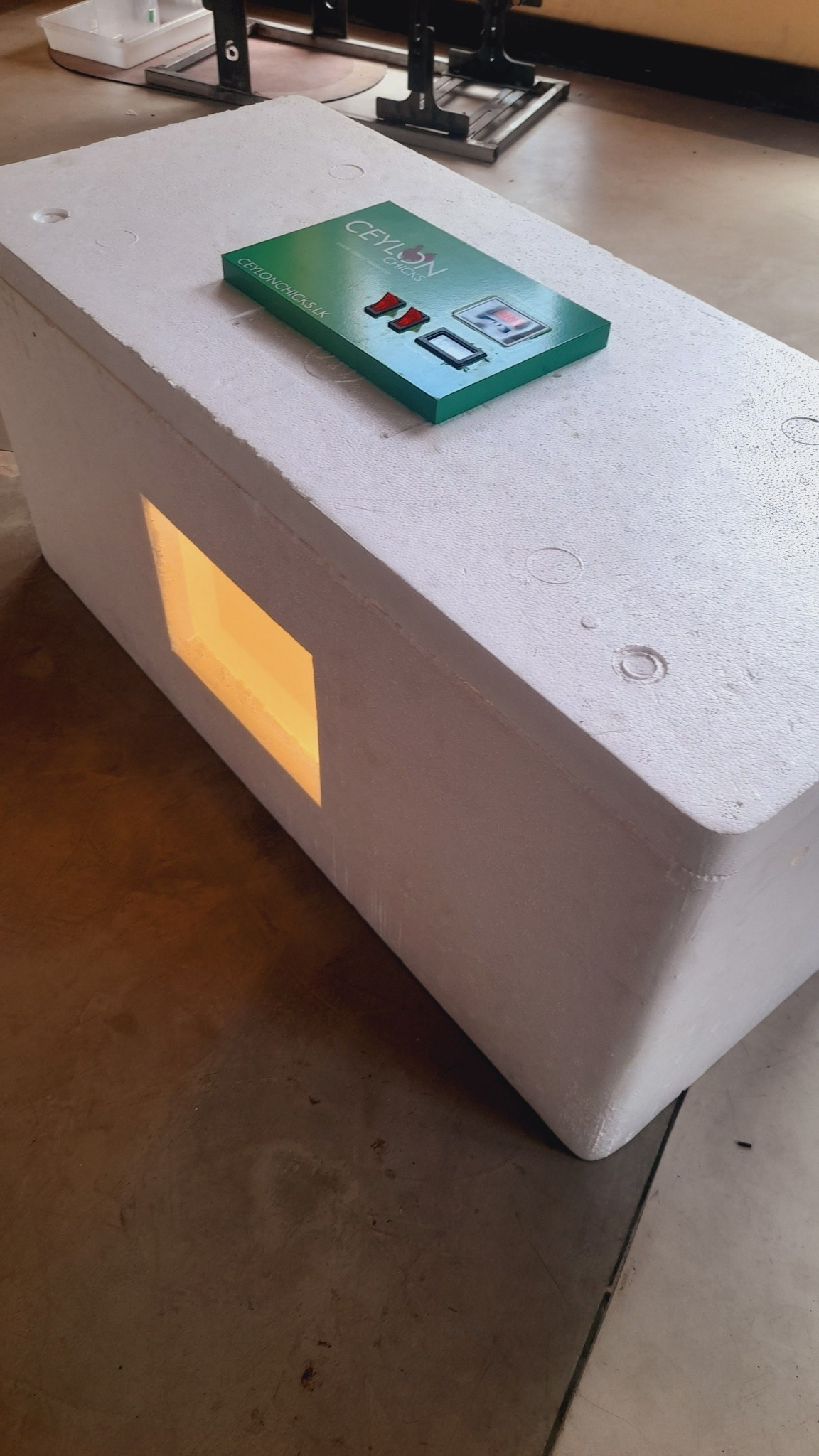 120-Egg-Manual-Incubator-made-in-sri-lanka-by-Ceylon-chicks-paultry-farming-chicks-eggs-free-range-eggs